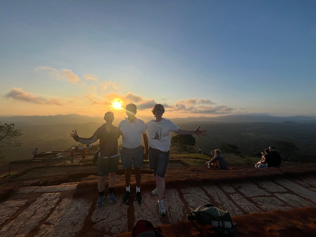 10 Essential Travel Tips for First-Time Visitors to Sri Lanka